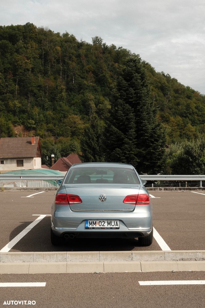 Volkswagen Passat Variant 2.0 TDI BlueMotion Technology Comfortline - 4
