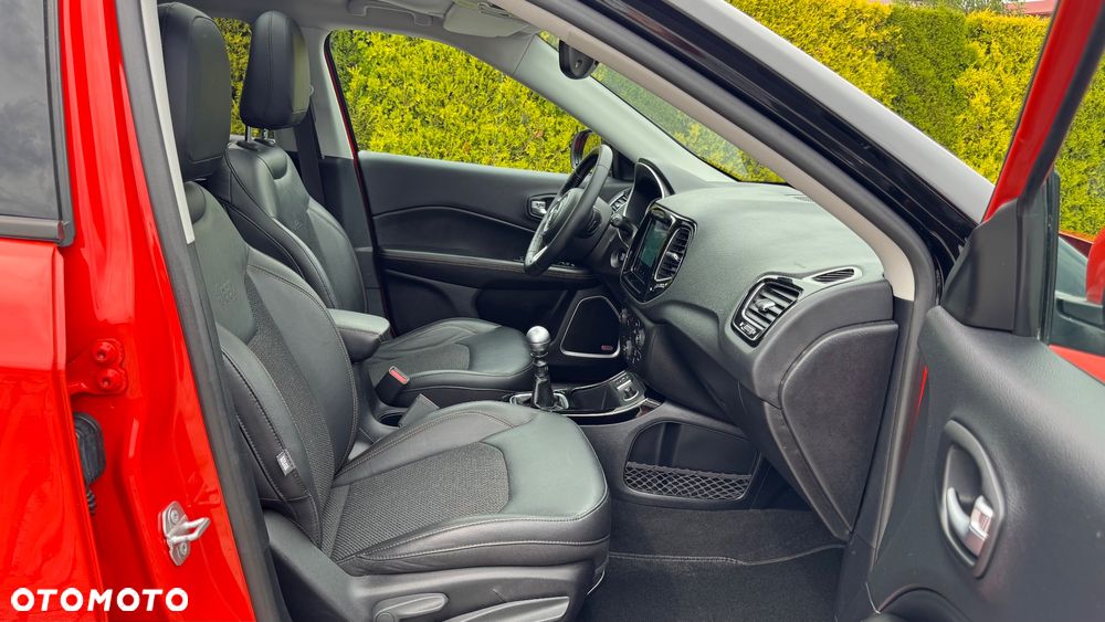 Jeep Compass 1.4 TMair Limited FWD S&S - 27