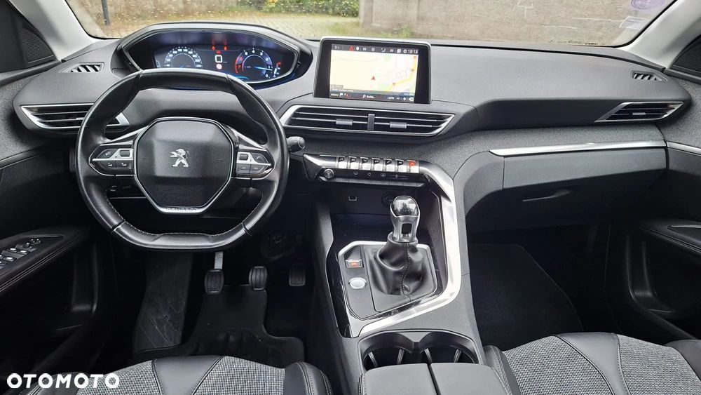 Peugeot 3008 1.2 PureTech Allure - 19