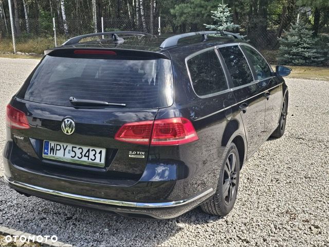 Volkswagen Passat 2.0 TDI Comfortline DSG - 11