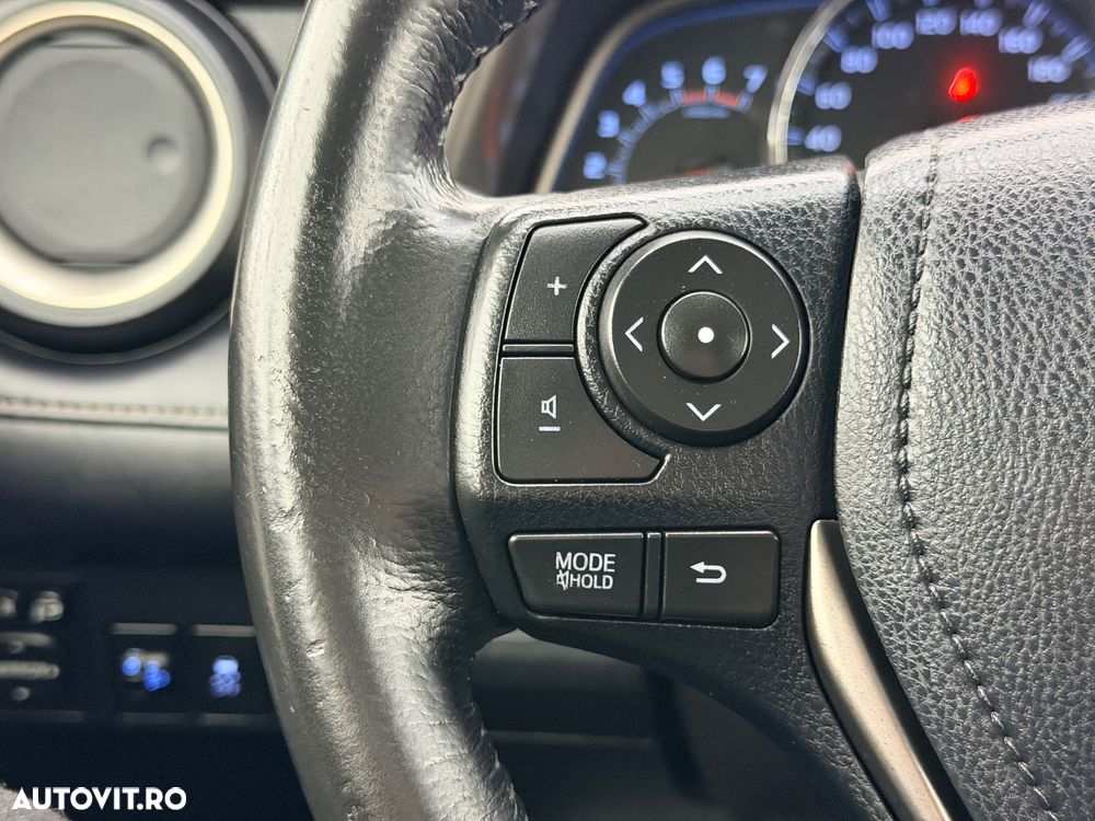 Toyota RAV4 2.0 D-4D 2WD Comfort - 27