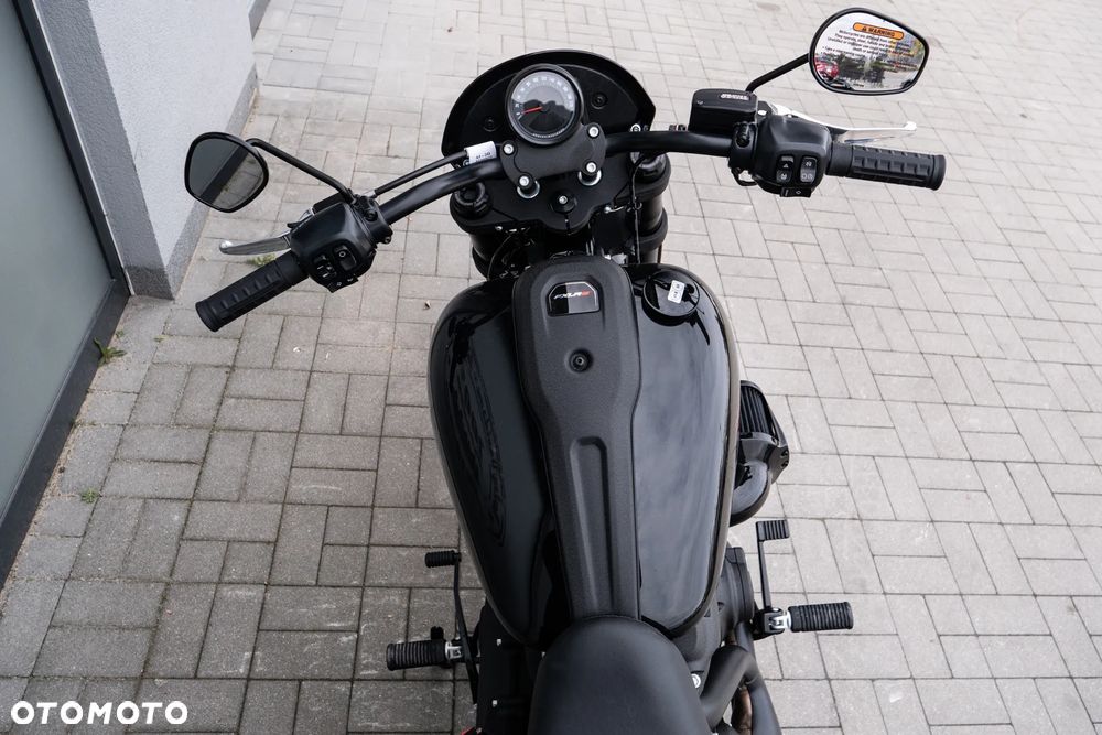 Harley-Davidson Softail Low Rider - 30
