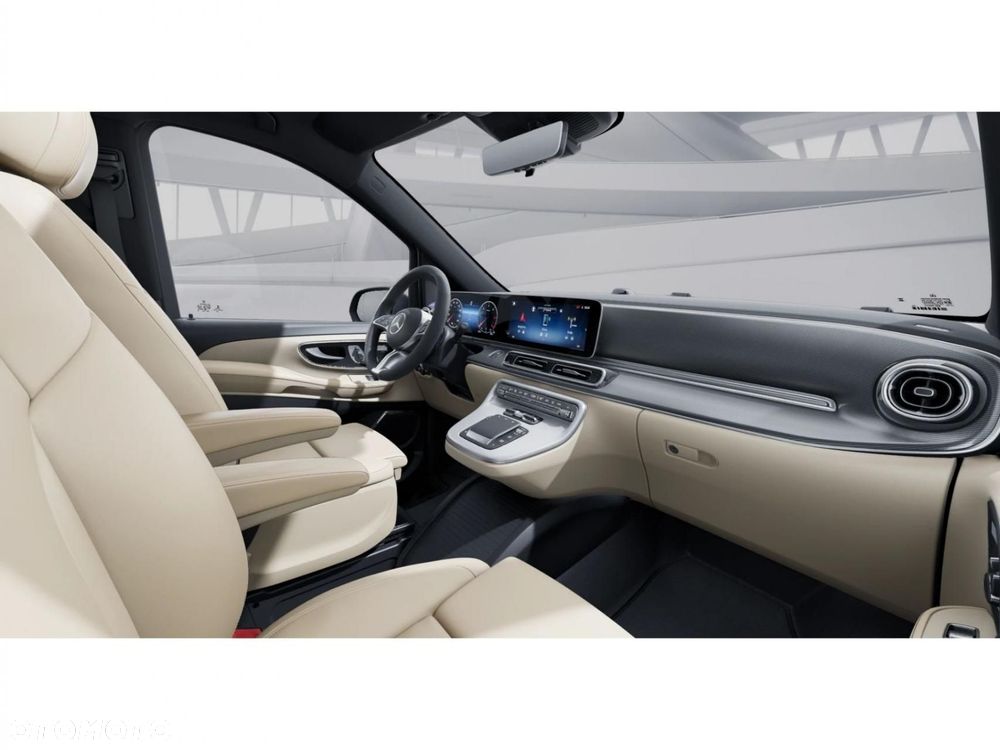 Mercedes-Benz Klasa V - 10