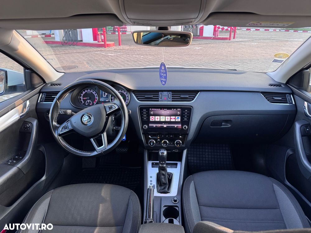Skoda Octavia 2.0 TDI DSG Ambition - 7
