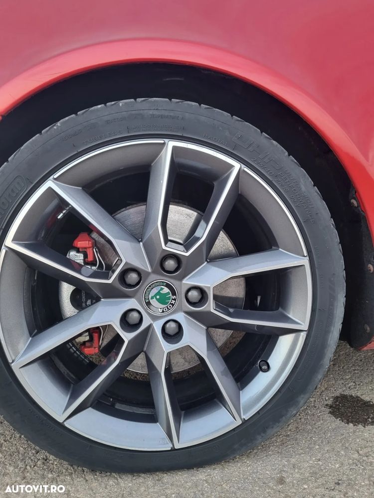 Skoda Octavia Combi 2.0 TFSI RS DSG - 6