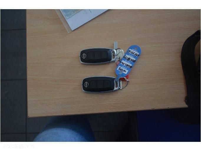 Nissan Qashqai 1.3 DIG-T MHEV N-Connecta Xtronic - 12