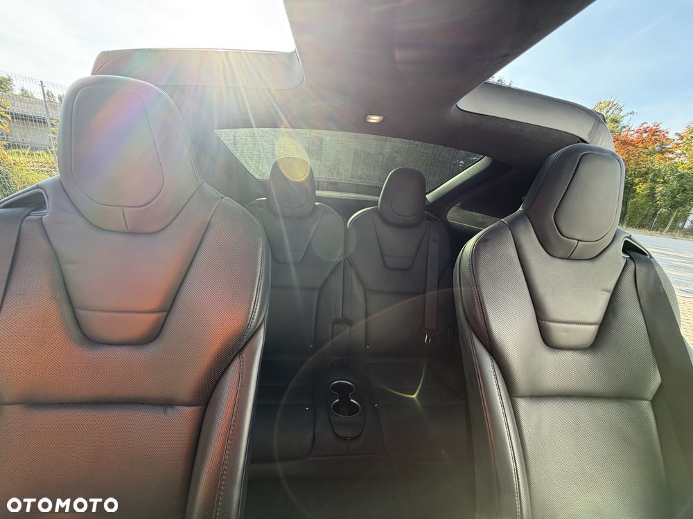 Tesla Model X Long Range Plus - 16