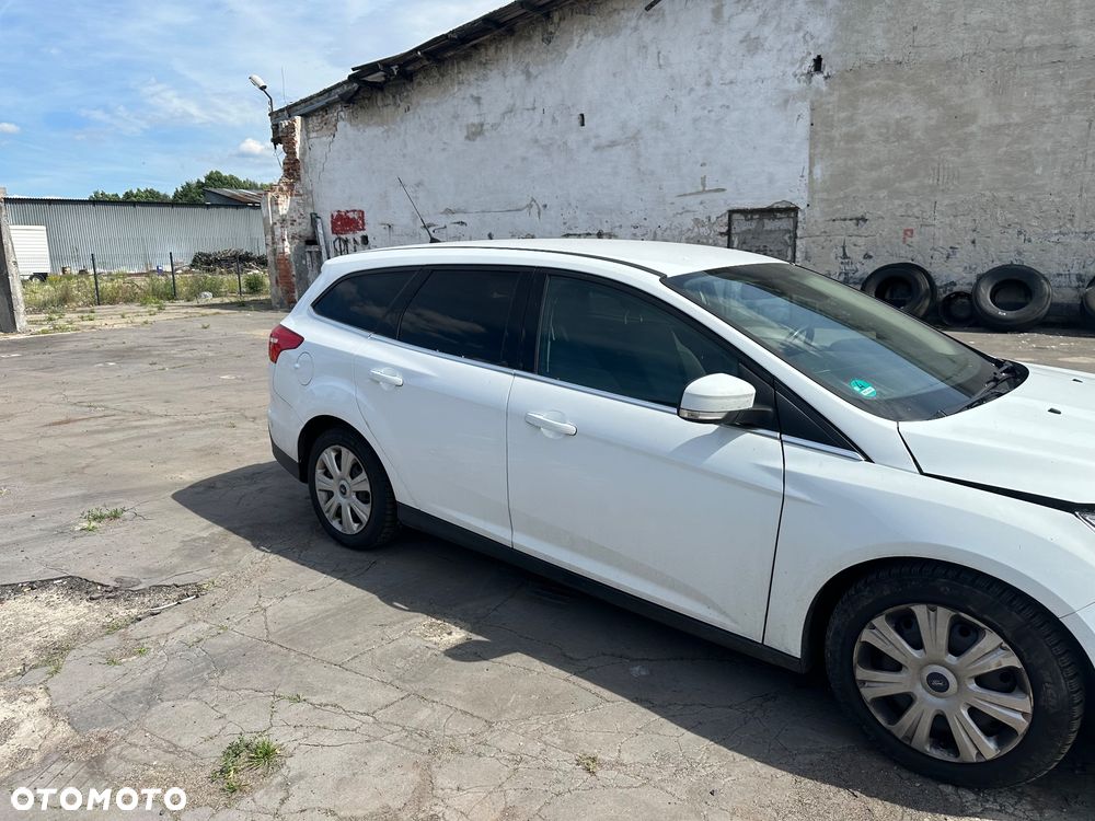 Ford Focus 1.5 TDCi SYNC Edition ASS - 4