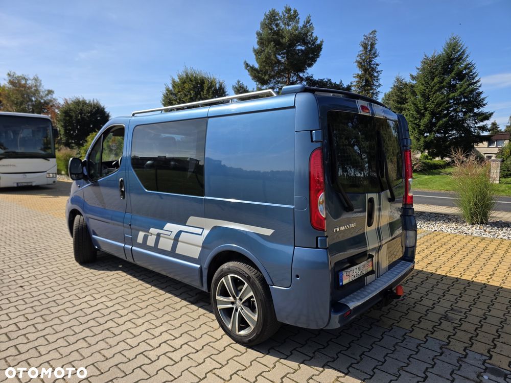 Opel Vivaro - 8
