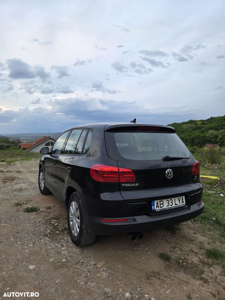 Volkswagen Tiguan - 12