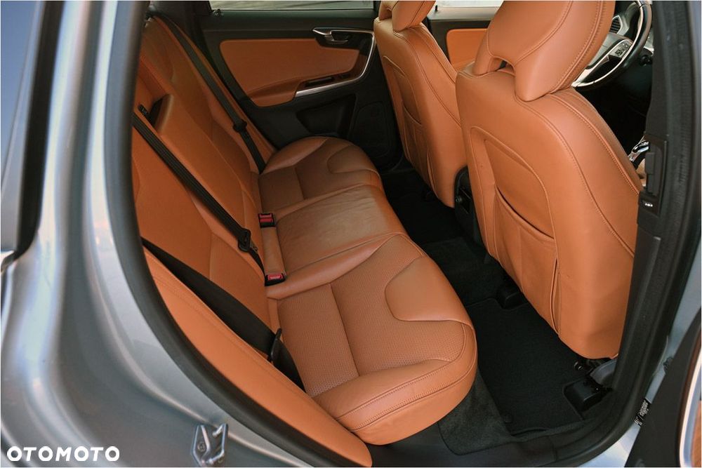 Volvo XC 60 D4 Geartronic Inscription - 8
