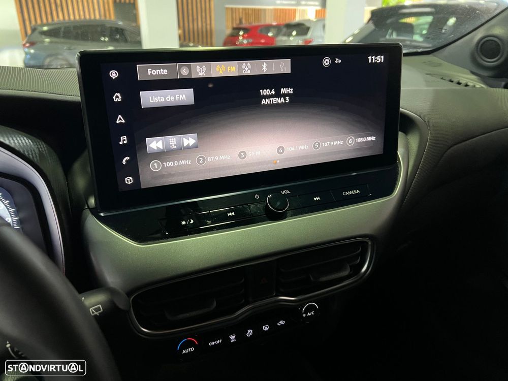 Nissan Juke 1.0 DIG-T N-Connecta NAV. - 23