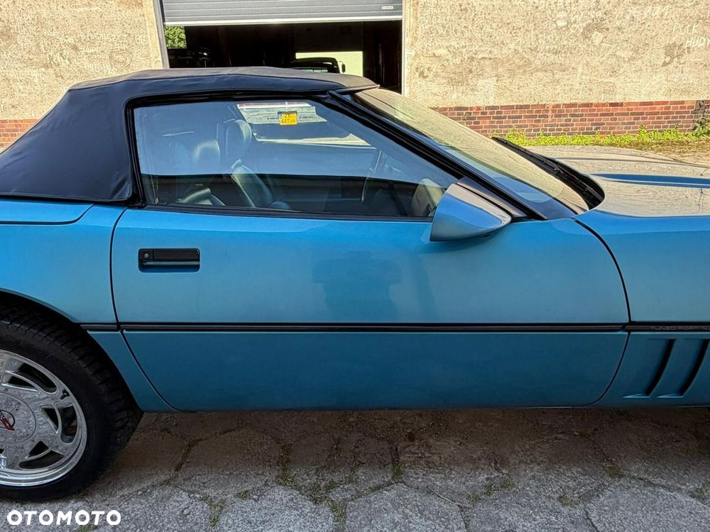 Chevrolet Corvette - 26