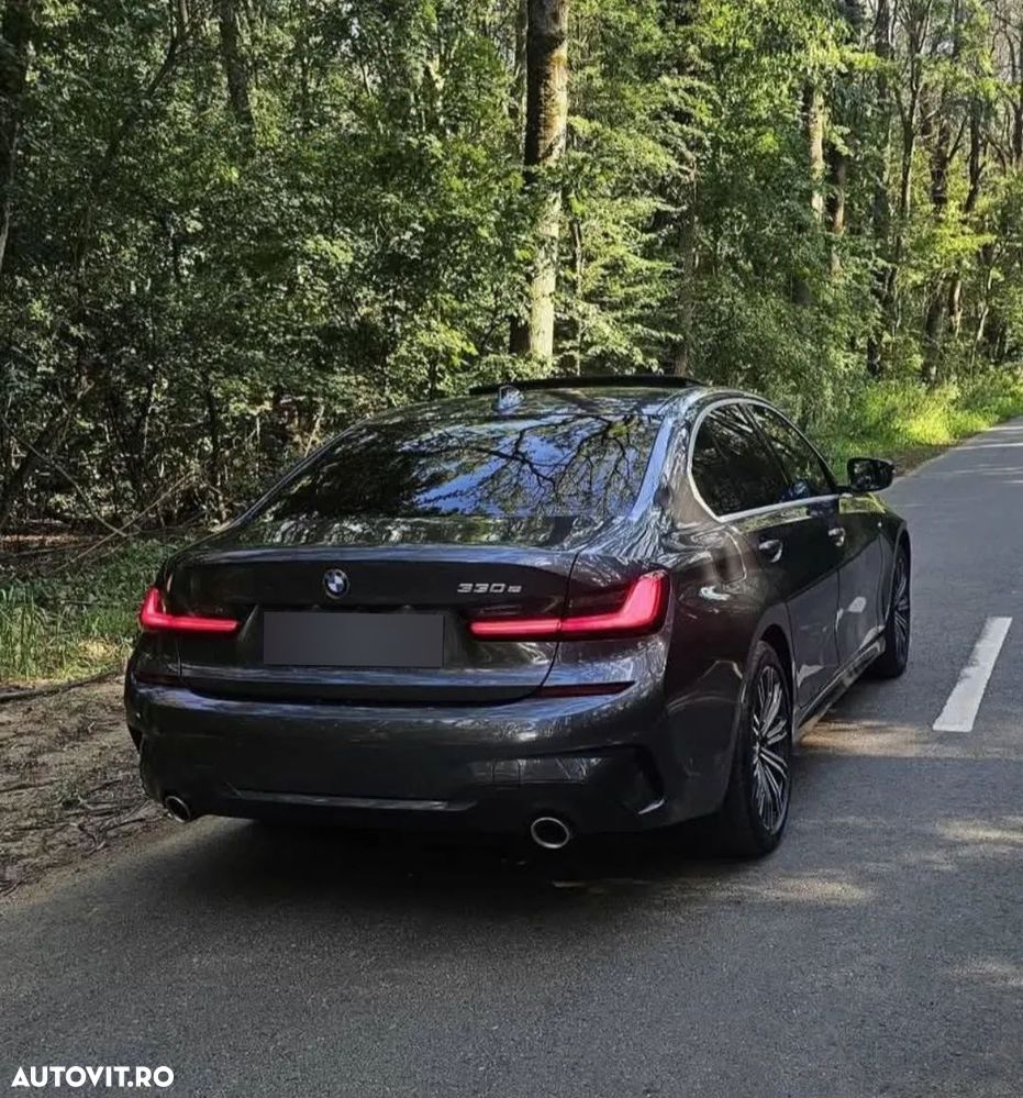 BMW Seria 3 330e AT PHEV - 3