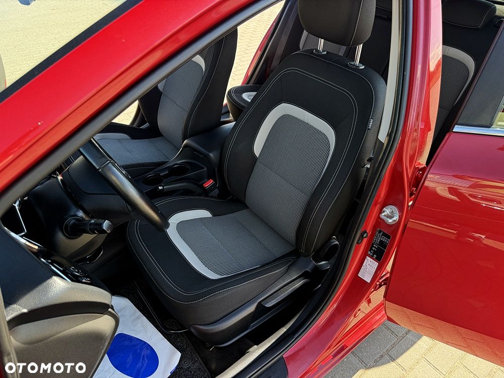 Kia Ceed 1.4 L - 27