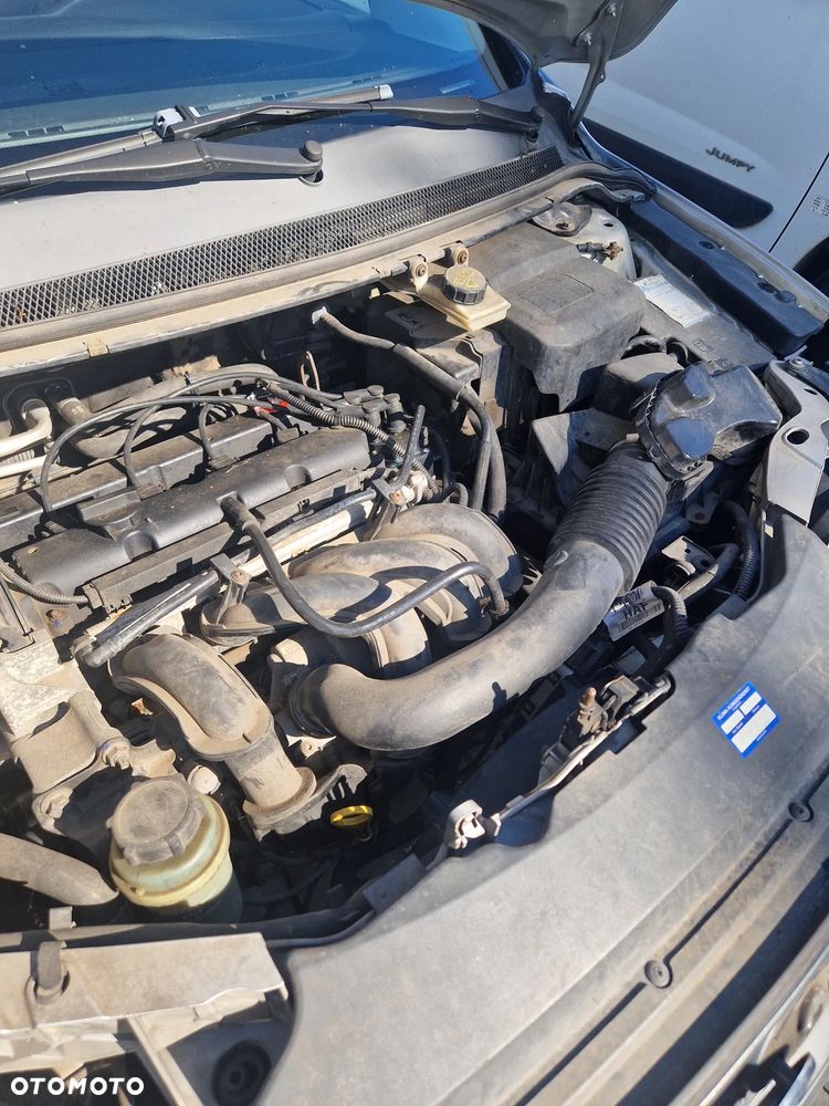 Ford Focus 1.6 Comfort - 9