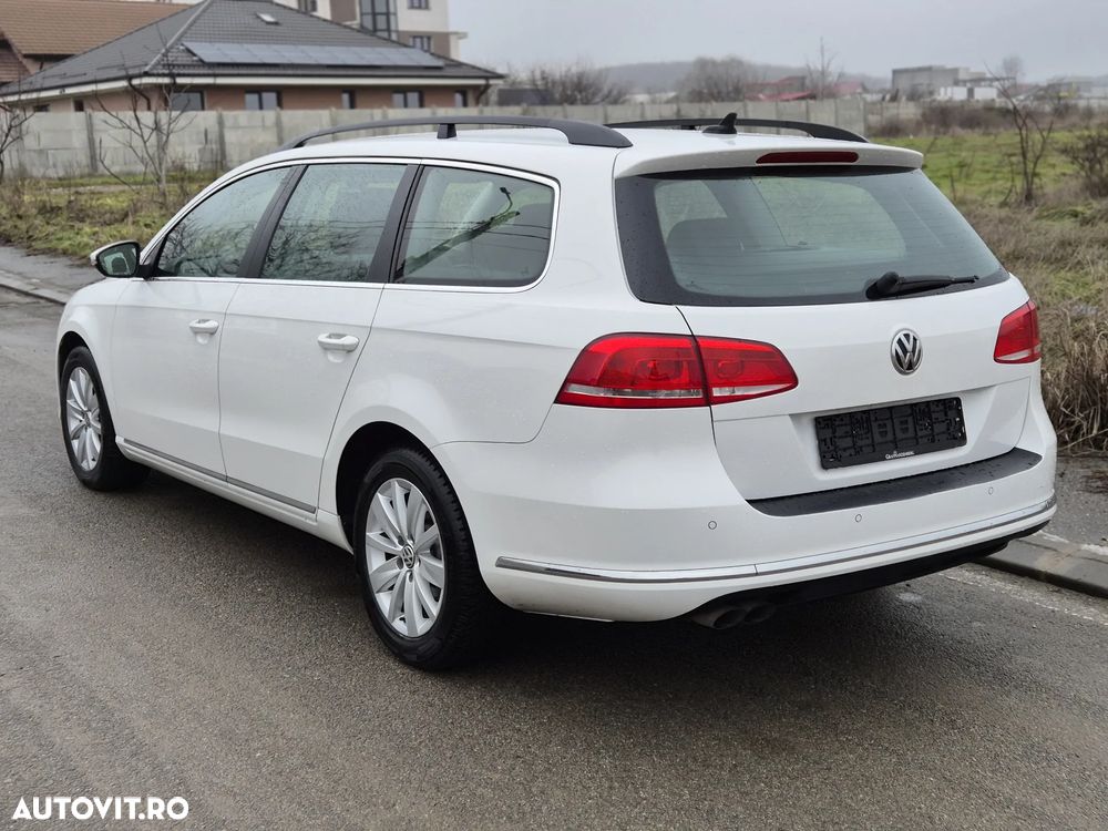 Volkswagen Passat 2.0 TDI BlueMotion Technology DPF Highline - 3