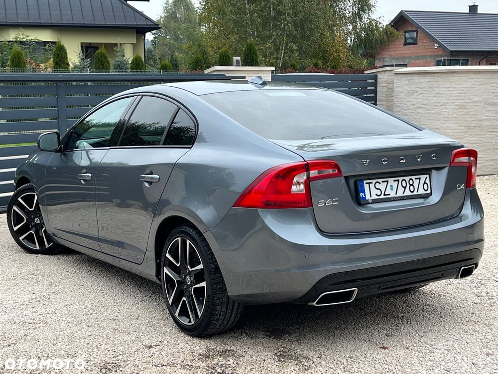 Volvo S60 D4 Geartronic Summum - 18