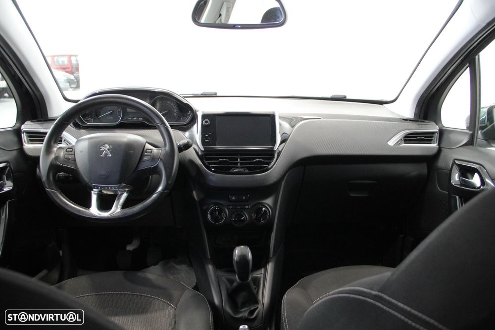 Peugeot 208 1.6 BlueHDi Style - 8