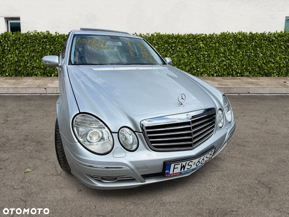 Mercedes-Benz Klasa E 320 CDI 7G-TRONIC Avantgarde BusinessEDITION - 4