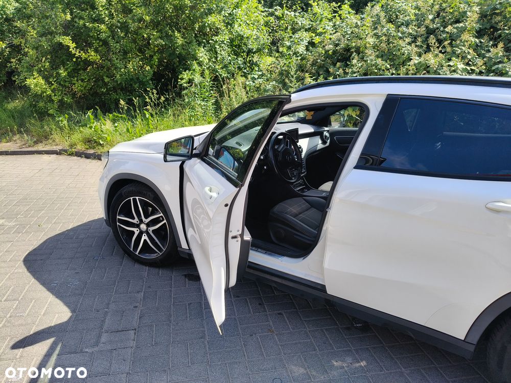 Mercedes-Benz GLA 200 7G-DCT - 6