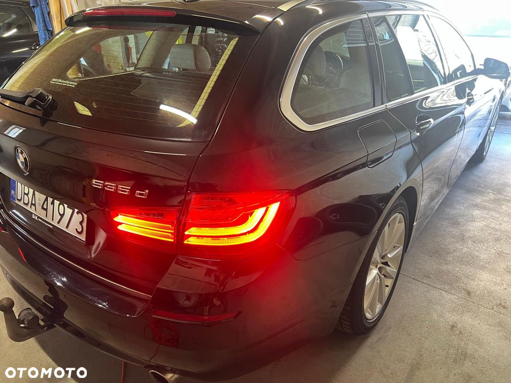 BMW Seria 5 535d Sport-Aut Luxury Line - 6