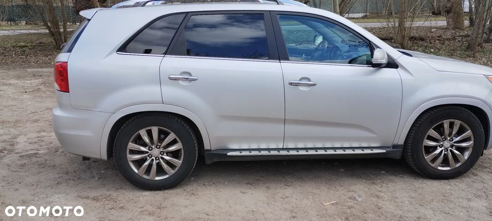 Kia Sorento - 4
