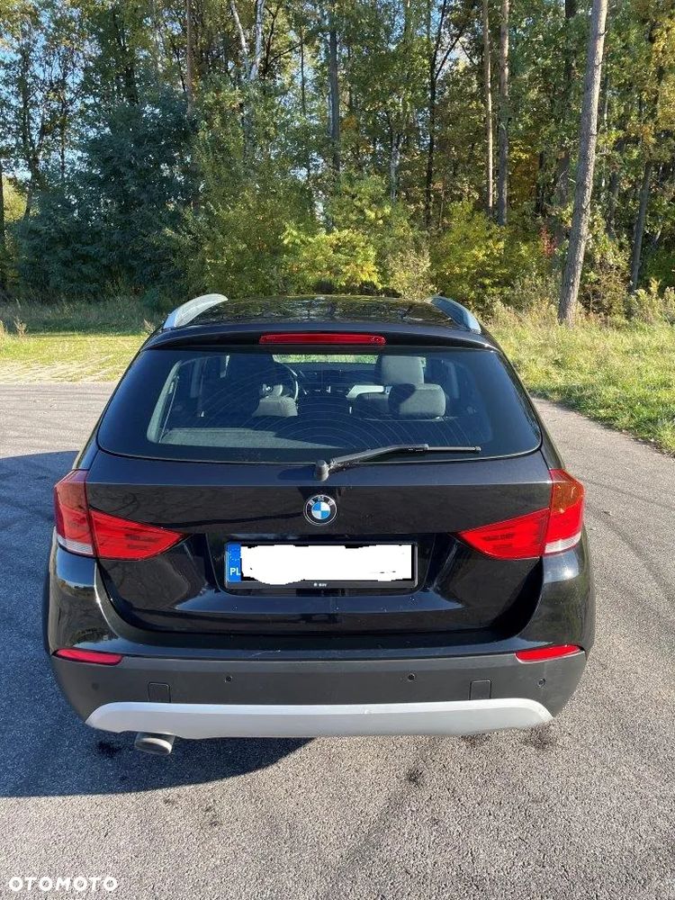 BMW X1 sDrive20d - 11