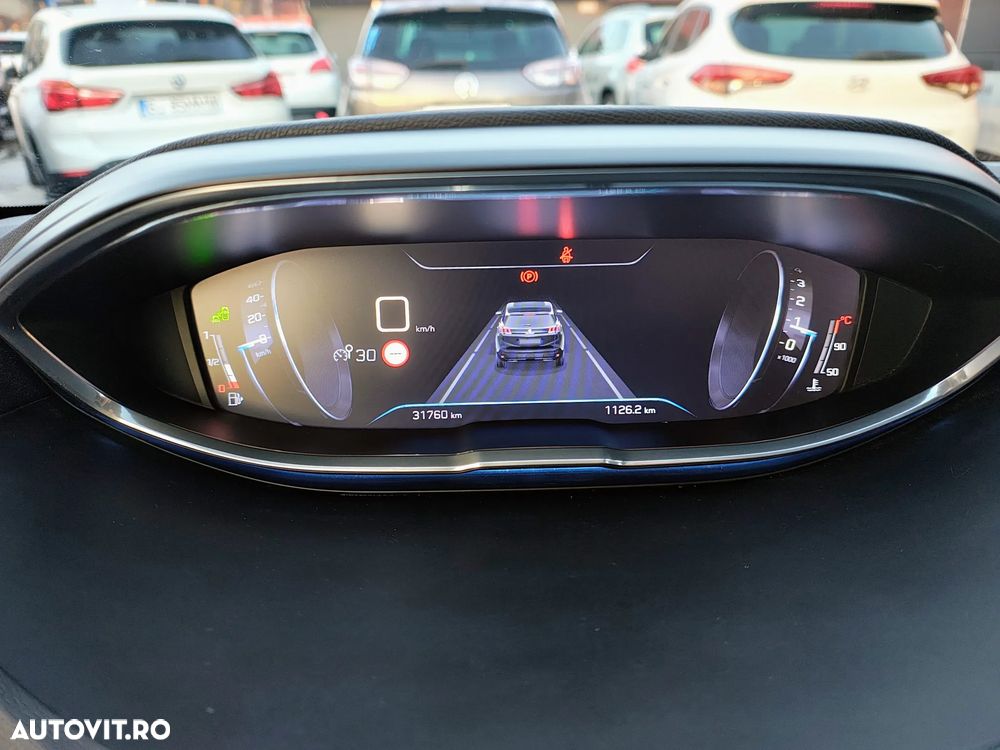 Peugeot 3008 PureTech 130 Stop & Start GPF Allure - 14