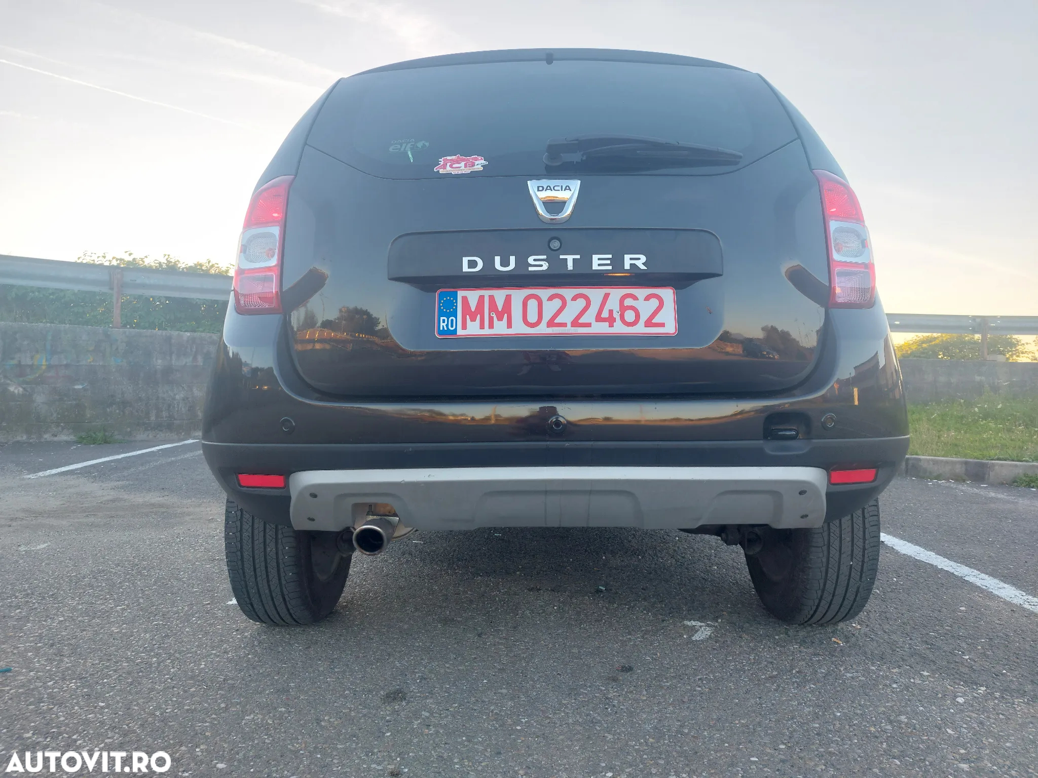 Dacia Duster 1.5 dCi 4x2 Laureate - 16