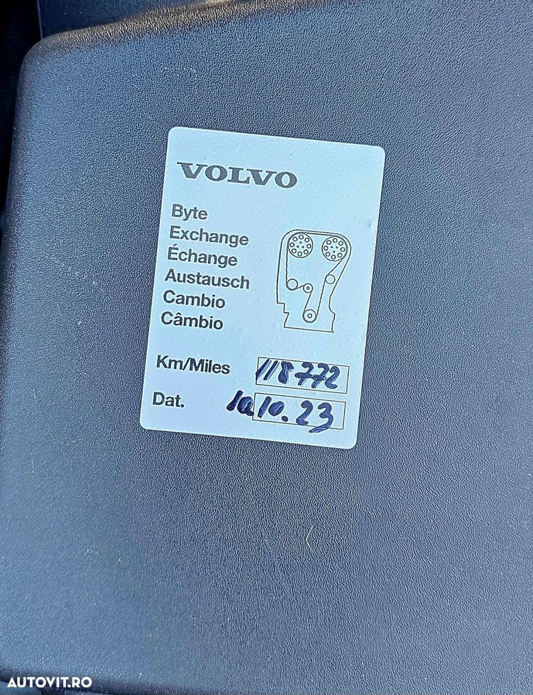 Volvo V40 D4 Kinetic - 21