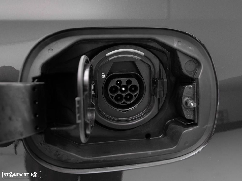 Mercedes-Benz C 300 e 9G-TRONIC AMG Line - 15