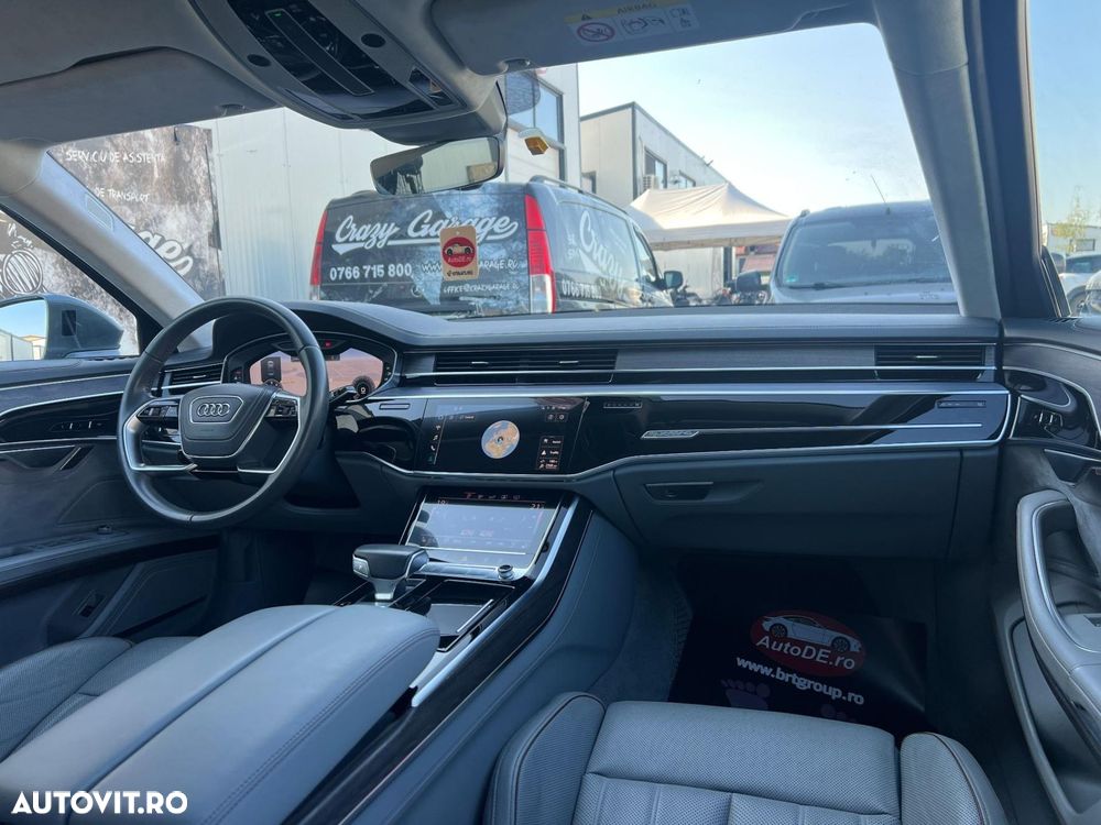 Audi A8 - 7