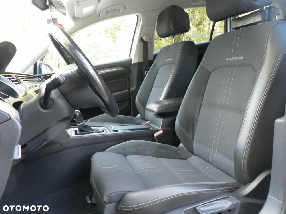 Volkswagen Passat Alltrack - 13