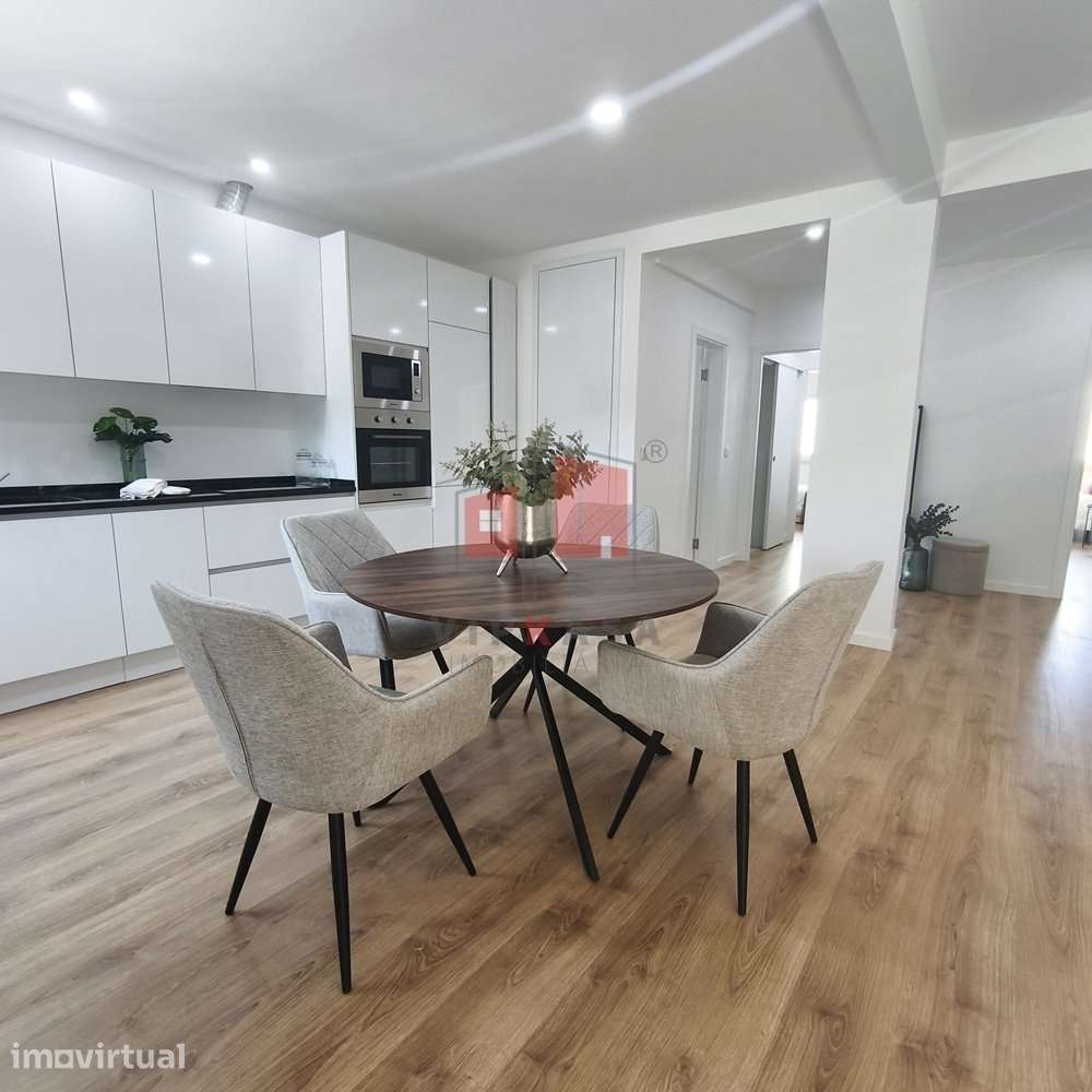 Apartamento T3 em Benfica - Grande imagem: 2/31