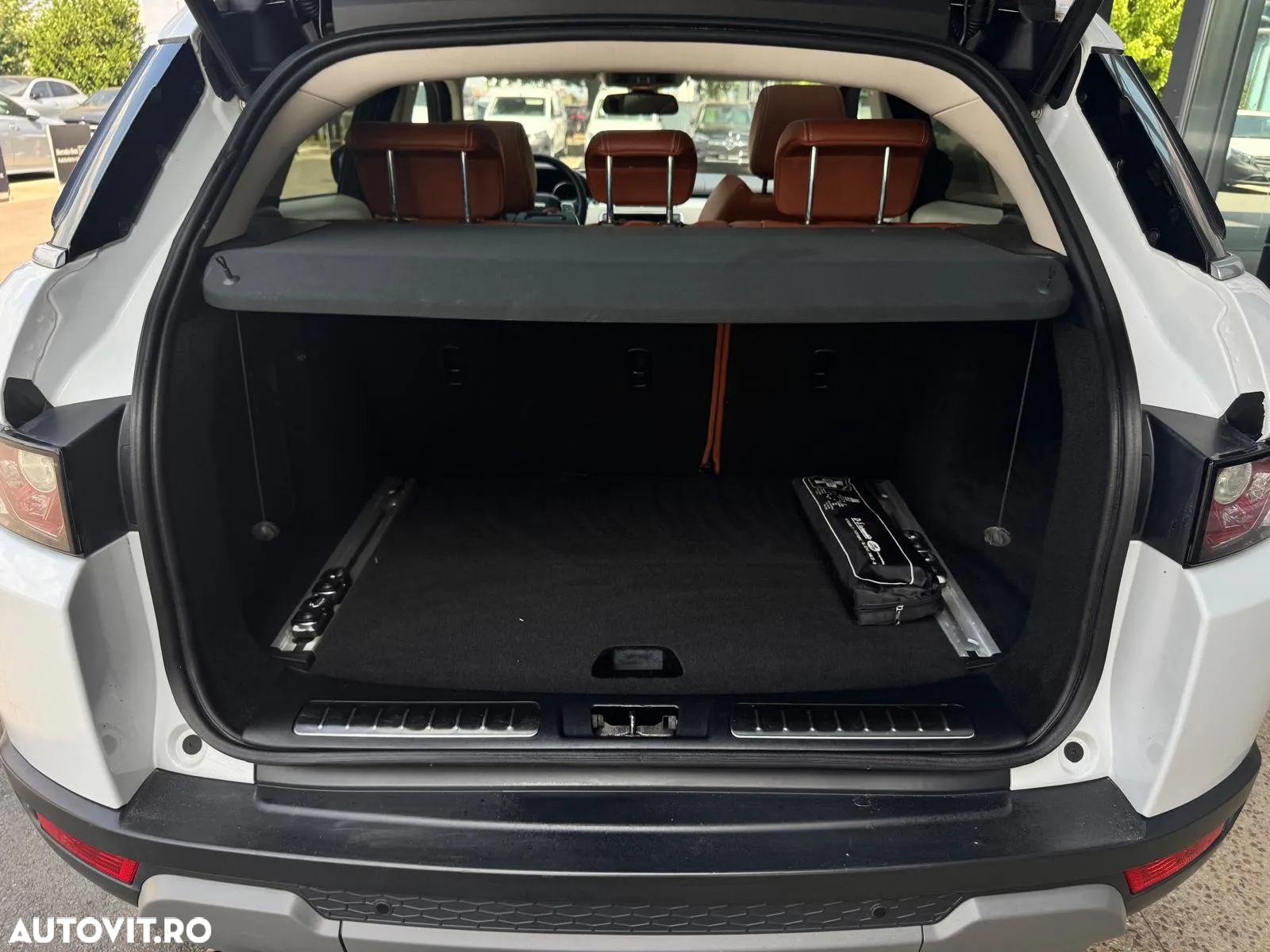 Land Rover Range Rover Evoque - 22