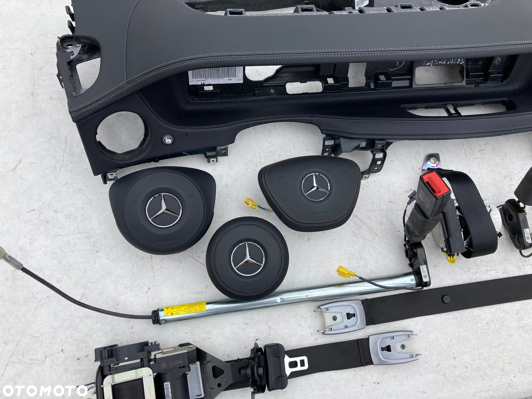 MERCEDES S W217 W222 DASHBOARD DESKA KONSOLA KOKPIT PULPIT PÓŁKA PARAPET PODUSZKI AIRBAG PASY PAS KURTYNA FOTELA FOTEL CURTAIN  SEAT BELT KAPOTAŻ TURNOVER Raz2 - 4