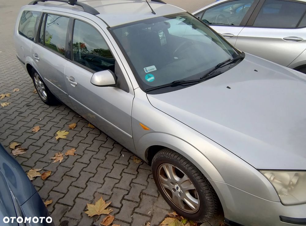 Ford Mondeo 2.0 Ghia - 4