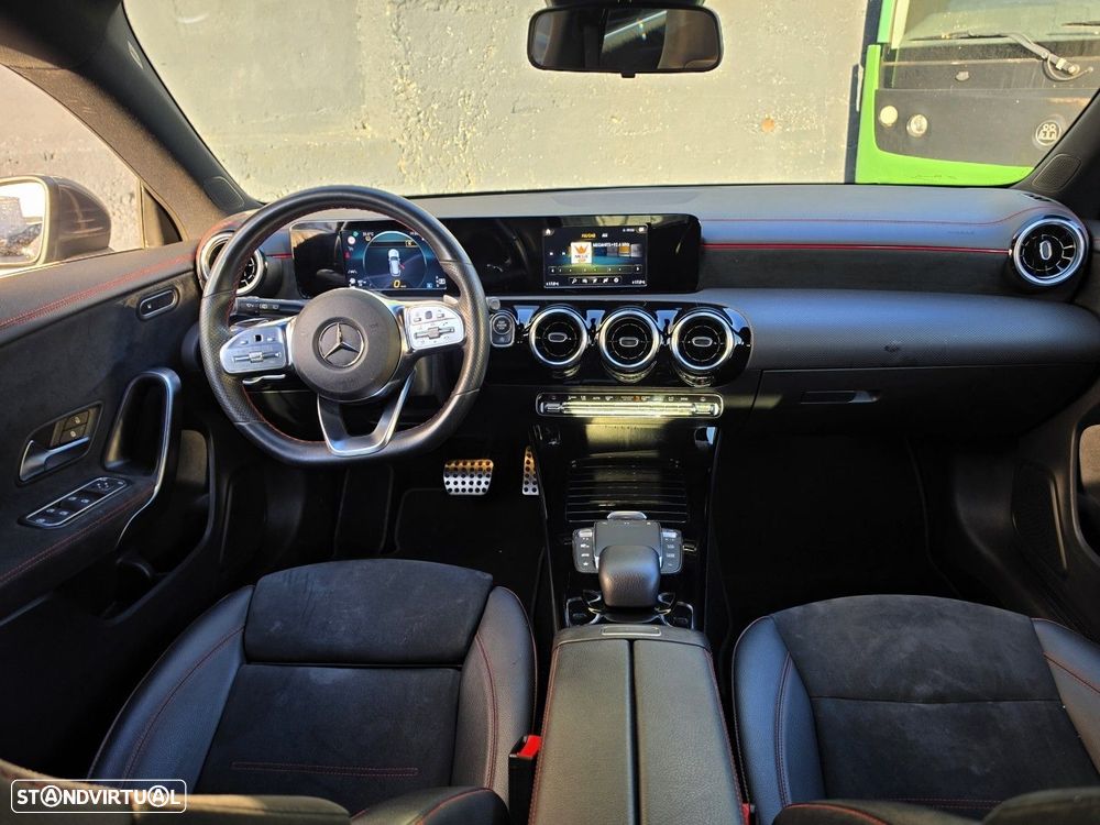 Mercedes-Benz CLA 200 d Shooting Brake AMG Line Aut. - 15