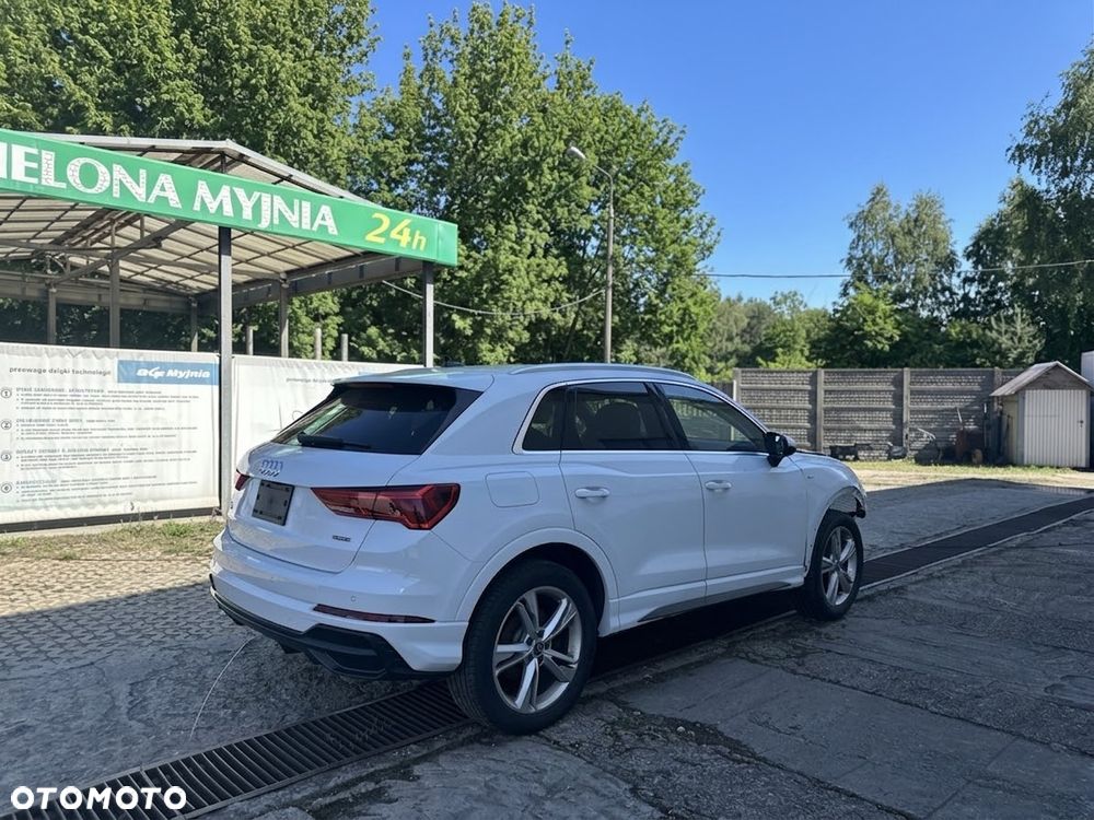 Audi Q3 45 TFSI Quattro S tronic - 4