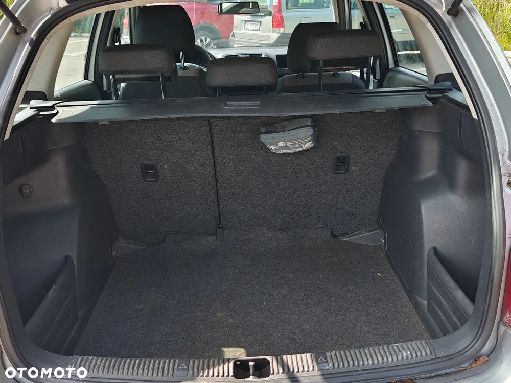 Skoda Fabia 1.6 TDI DPF Ambiente - 17