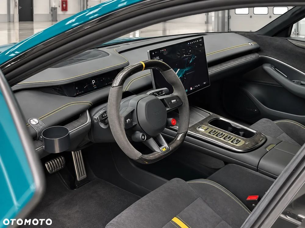 Xiaomi SU7 - 6