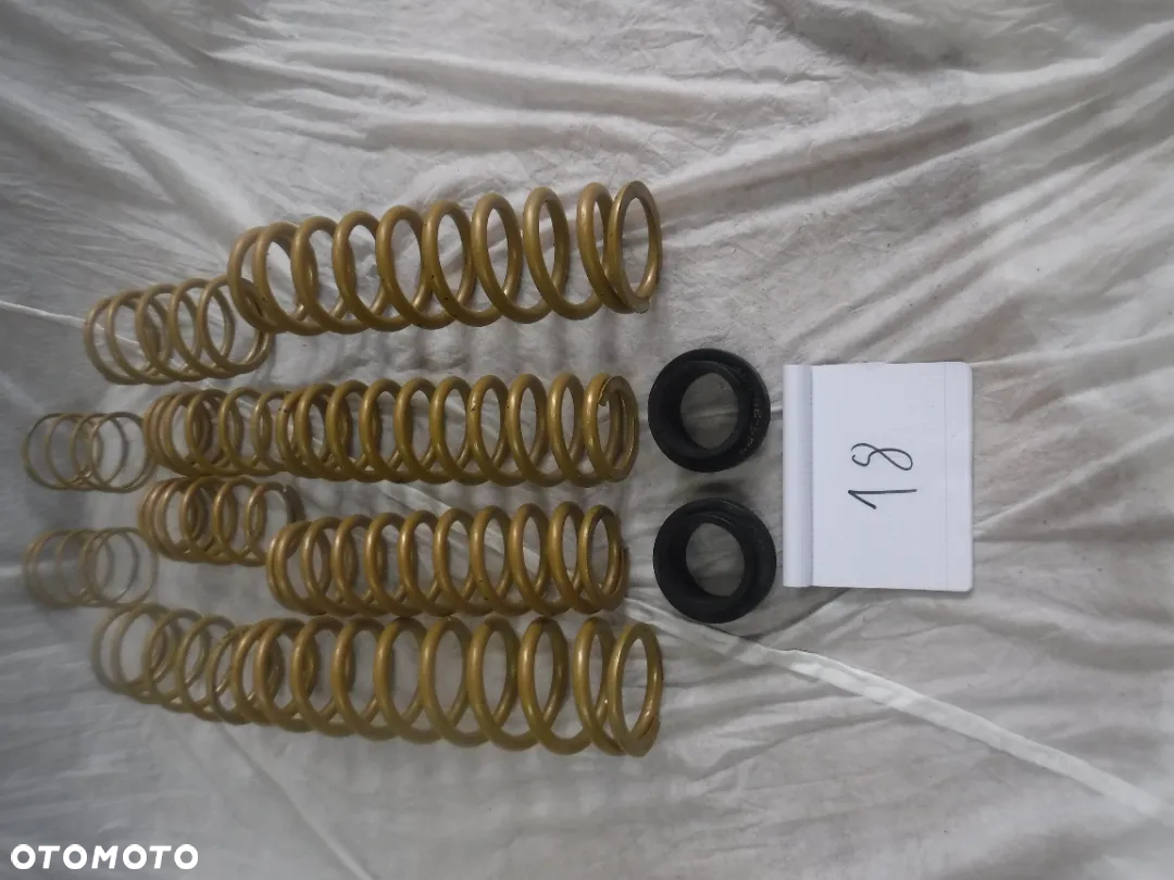 KOMPLET SPRĘŻYN AMORTYZATORÓW PRZÓD + TYŁ MAVERICK X3 XRS - 2
