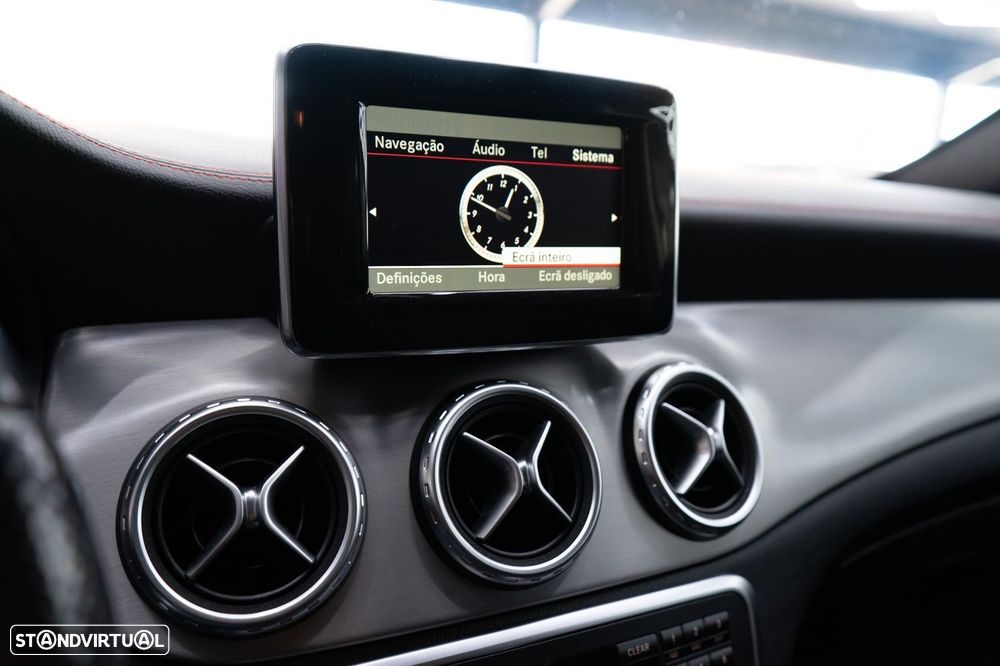 Mercedes-Benz GLA 220 d AMG Line - 29