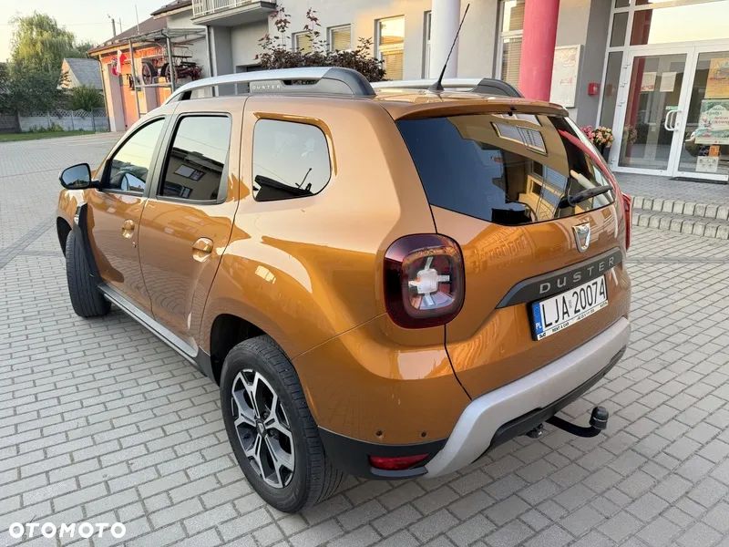 Dacia Duster 1.6 SCe Laureate S&S - 3