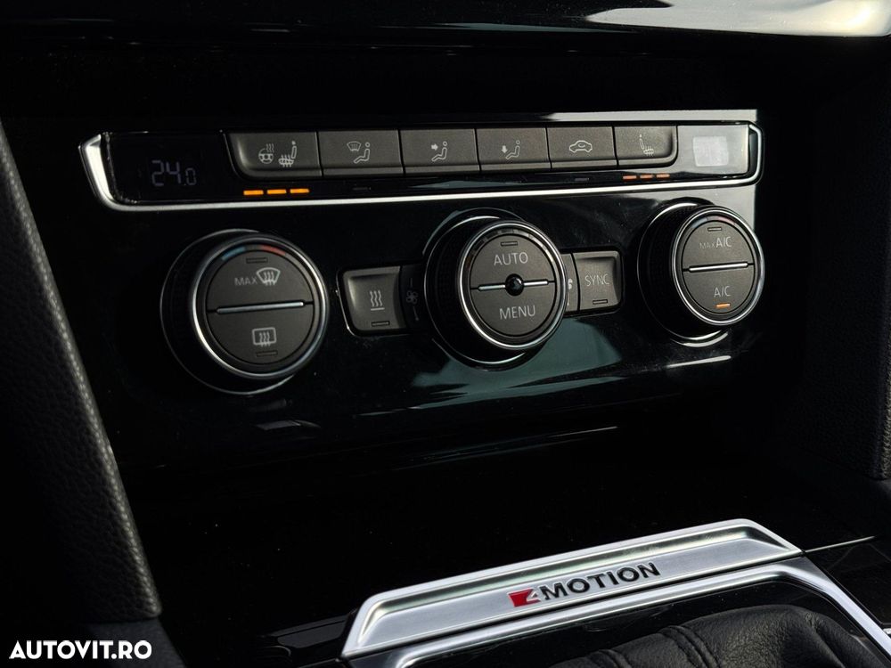 Volkswagen Passat Variant 2.0 TDI DSG 4Motion Highline - 11