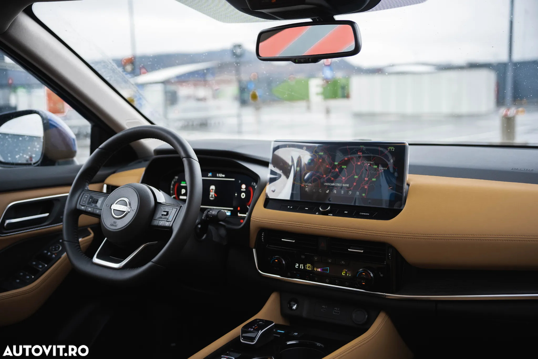 Nissan X-Trail - 8