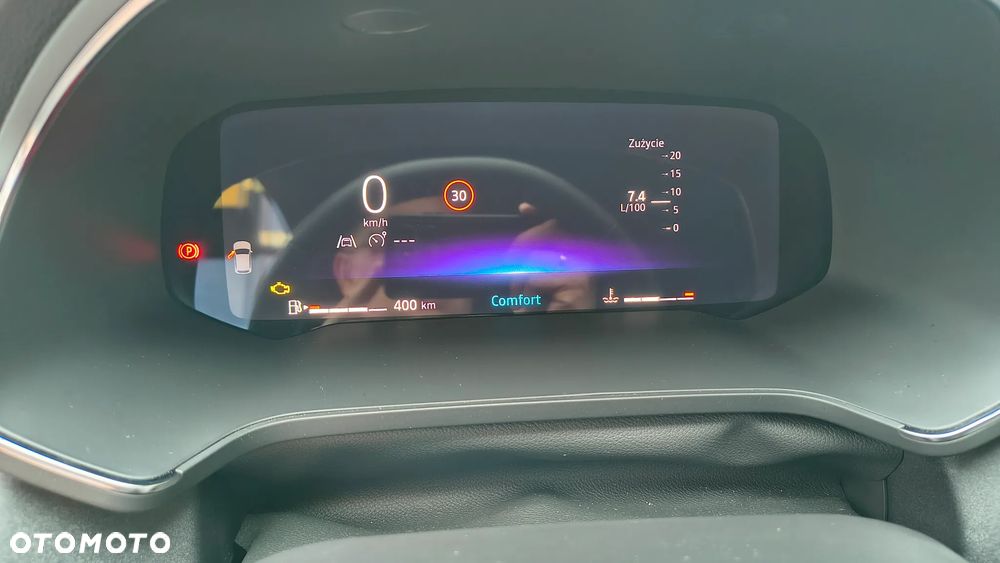 Renault Captur - 22