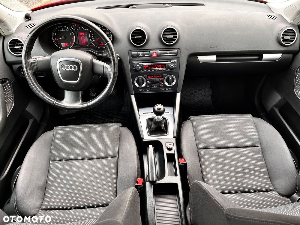 Audi A3 Sportback 1.6 S line Sportpaket plus - 10