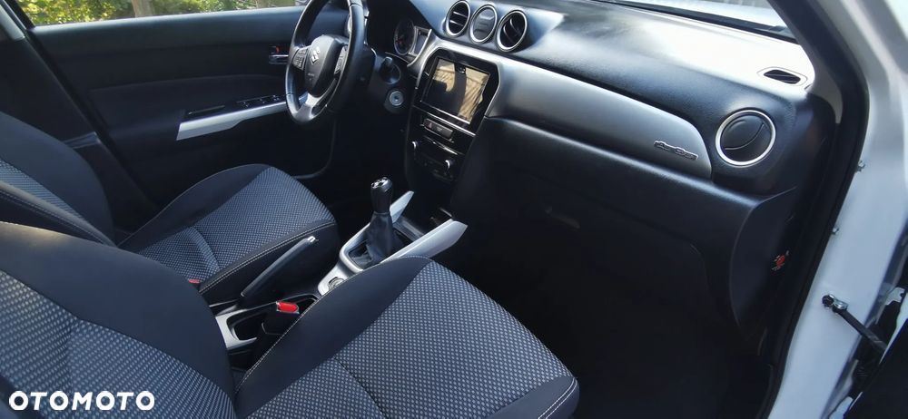 Suzuki Vitara 1.6 (4x4) Allgrip Comfort+ - 13